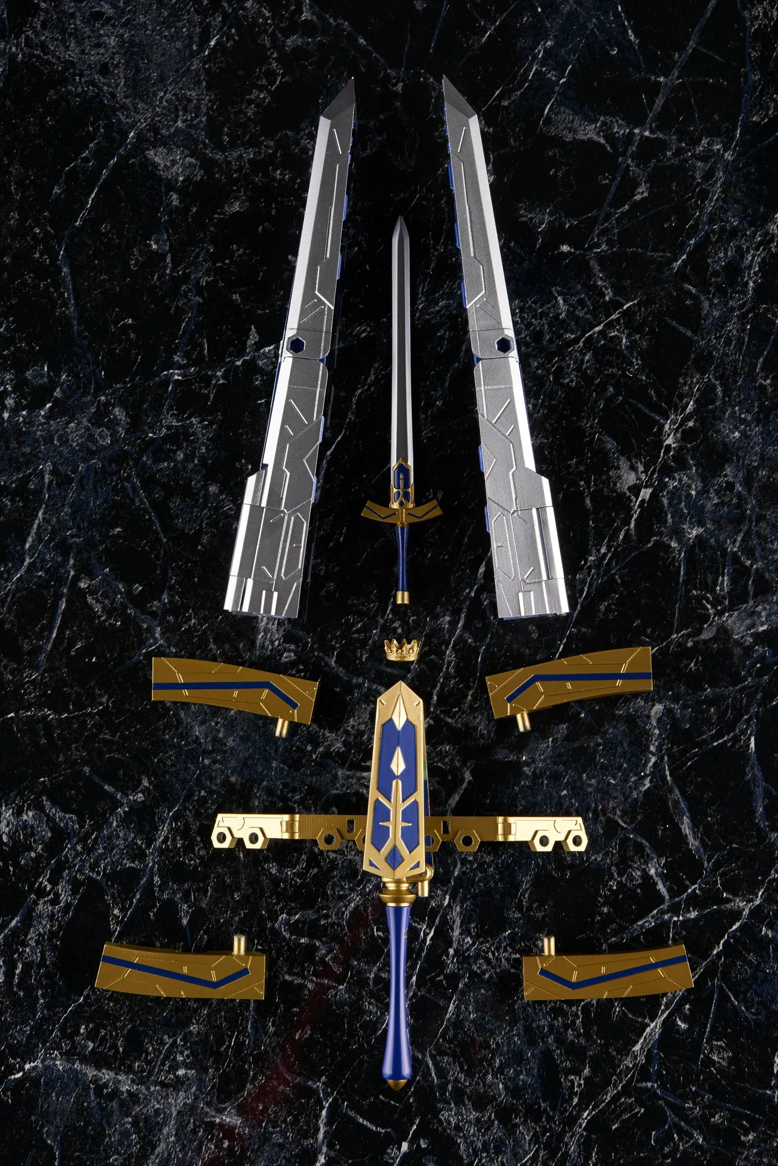 Bandai Armor Girls Project AGP Saber Altria Pendragon and Variable Excalibur Fate/Grand Order Action Figure