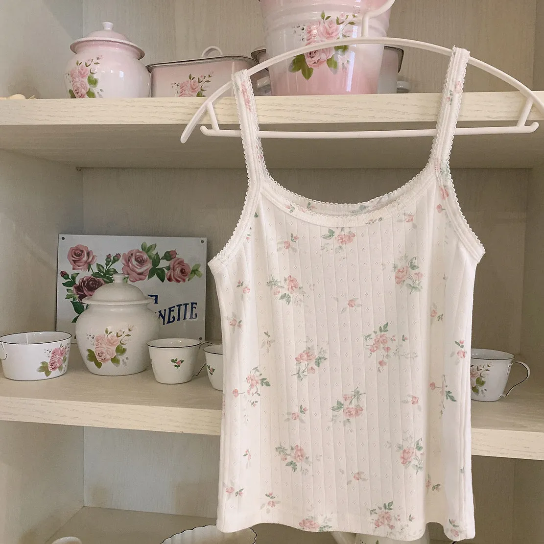 [Basic] Fairy Dance Floral Vest Top