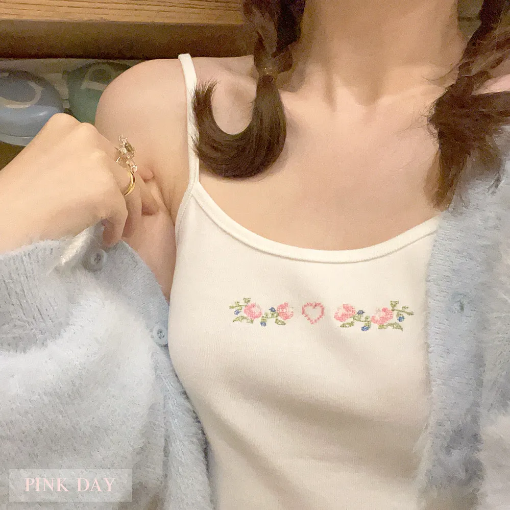 [Basic] Rose Romance Floral Embroidered Vest Top