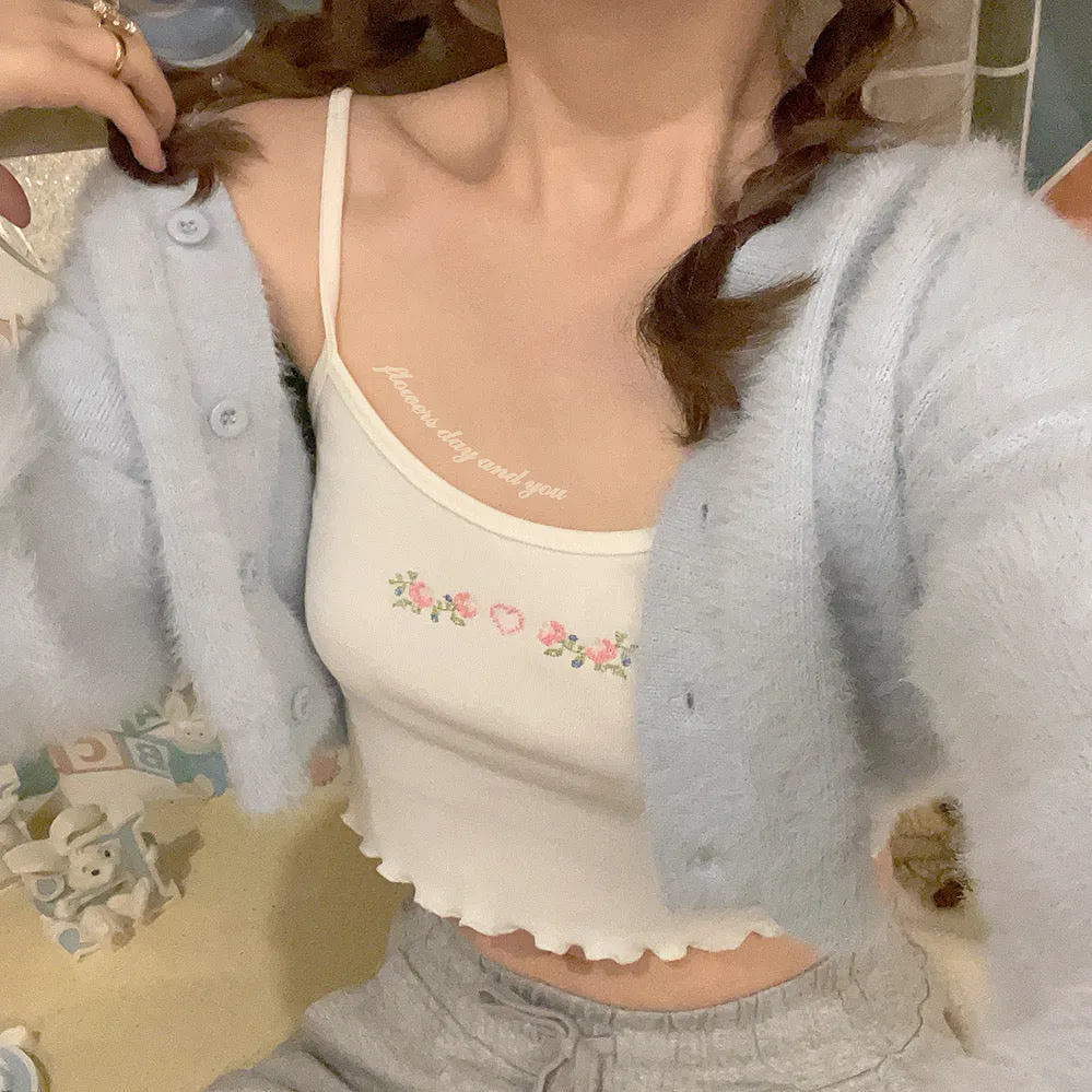 [Basic] Rose Romance Floral Embroidered Vest Top