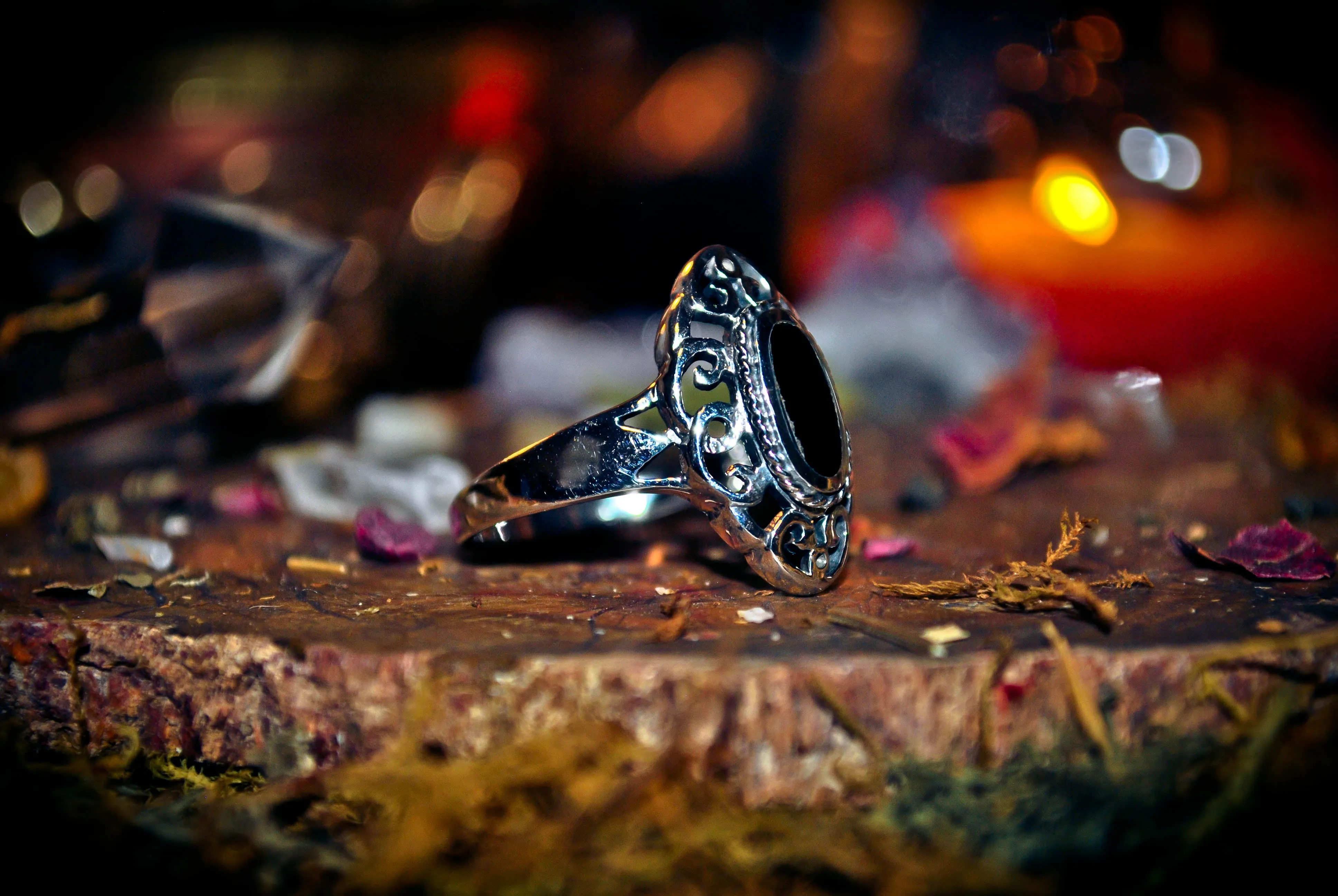 **OCCULT** Samhain Gateway Call of the Shadows Ring! SPEAK to the Dead & Conjure Raw Energy! Gain Wealth & Wisdom! Necromancy   3rd Eye ~ .925! * SACRED!