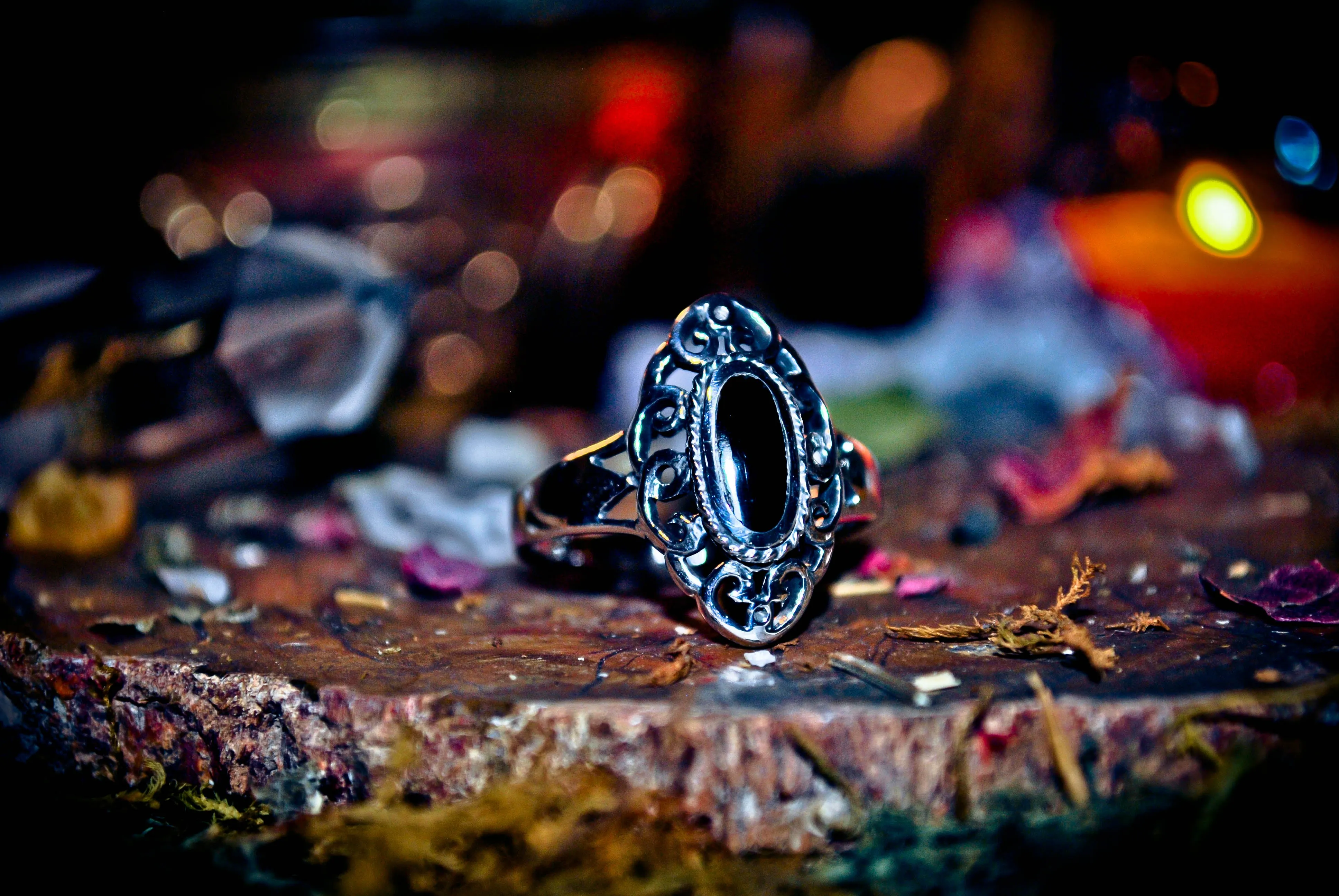 **OCCULT** Samhain Gateway Call of the Shadows Ring! SPEAK to the Dead & Conjure Raw Energy! Gain Wealth & Wisdom! Necromancy   3rd Eye ~ .925! * SACRED!
